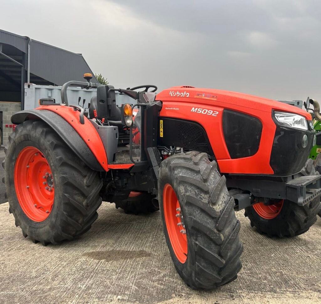 Kubota M5092 — fotografia 1